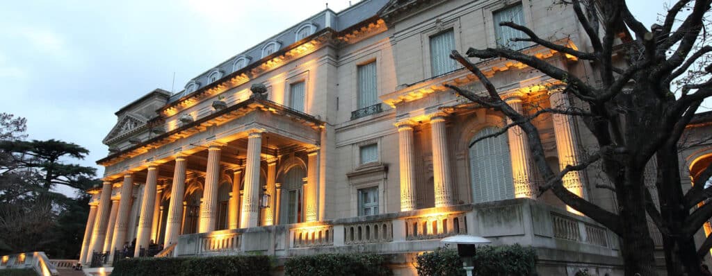 Frente do Palácio Sans Souce, Buenos Aires. Argentina