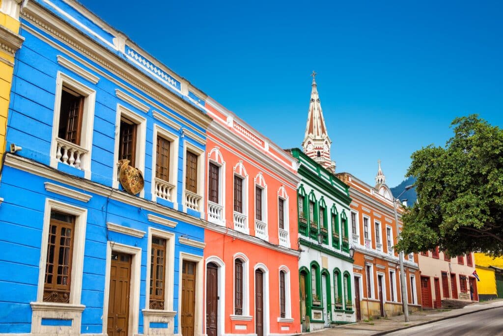 Fachadas coloridas no Centro Histórico de Bogotá, Colômbia